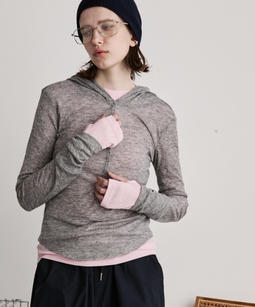 Auntie Rosa Holiday(アンティローザホリデー)の「ヘンリーネックフーディートップス(Tシャツ/カットソー・レディース・杢グレー/その他/アイボリー・FREE)」の17枚目の写真