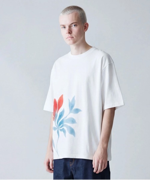 rehacer(レアセル)の「rehacer : Petal Haze Relax Fit T-shirt / ペタルヘイズ リラックス フィットTシャツ(Tシャツ/カットソー・メンズ・ブルー/ホワイト/スミクロ・LARGE/X-LARGE/SMALL/MEDIUM)」の2枚目の写真