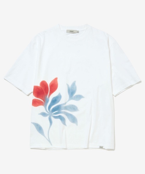 rehacer(レアセル)の「rehacer : Petal Haze Relax Fit T-shirt / ペタルヘイズ リラックス フィットTシャツ(Tシャツ/カットソー・メンズ・ブルー/ホワイト/スミクロ・LARGE/X-LARGE/SMALL/MEDIUM)」の4枚目の写真
