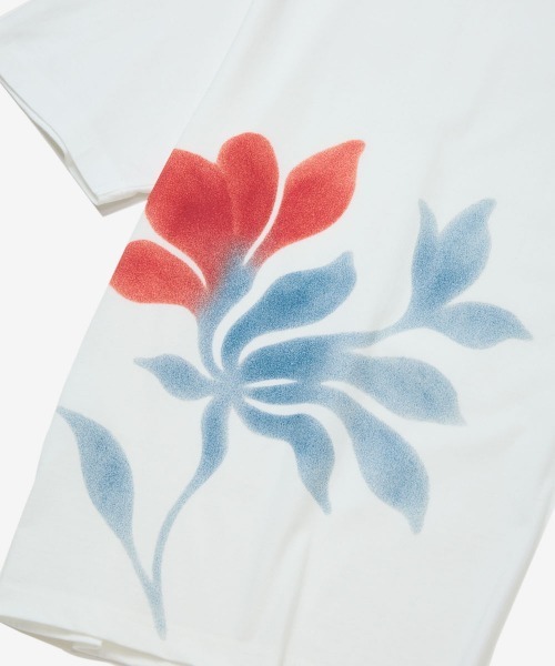 rehacer(レアセル)の「rehacer : Petal Haze Relax Fit T-shirt / ペタルヘイズ リラックス フィットTシャツ(Tシャツ/カットソー・メンズ・ブルー/ホワイト/スミクロ・LARGE/X-LARGE/SMALL/MEDIUM)」の18枚目の写真