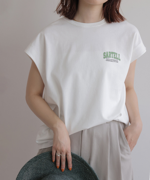 JOURNAL STANDARD relume(ジャーナルスタンダード レリューム)の「フレンチスリーブロゴTシャツ(Tシャツ/カットソー・レディース・ホワイト/チャコールグレー・FREE)」の7枚目の写真