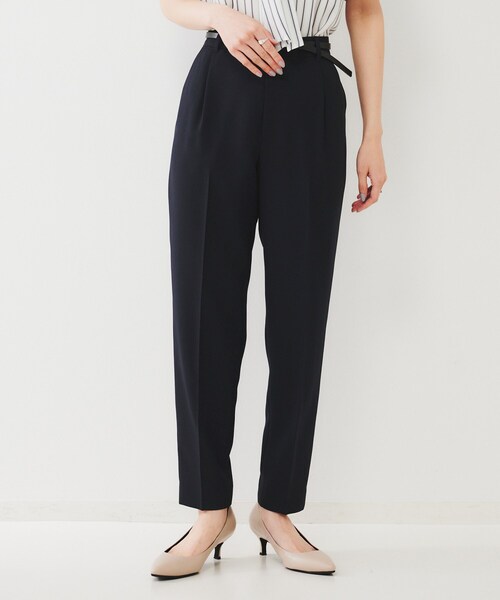 UNTITLED（アンタイトル）の「【通勤スーツ】ライトウェイト テーパードパンツ（その他パンツ・レディース・サンドベージュ/ネイビー/ブラック/チャコールグレー・50/42/44/46/48/00/01/02/03/04）」の11枚目の写真