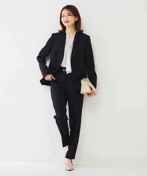 UNTITLED（アンタイトル）の「【通勤スーツ】ライトウェイト テーパードパンツ（その他パンツ・レディース・サンドベージュ/ネイビー/ブラック/チャコールグレー・50/42/44/46/48/00/01/02/03/04）」の14枚目の写真