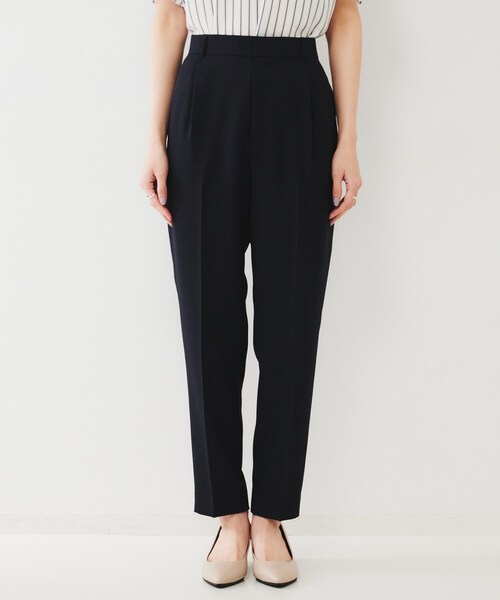 UNTITLED（アンタイトル）の「【通勤スーツ】ライトウェイト テーパードパンツ（その他パンツ・レディース・サンドベージュ/ネイビー/ブラック/チャコールグレー・50/42/44/46/48/00/01/02/03/04）」の16枚目の写真