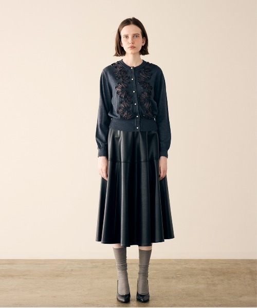 Marilyn Moon（マリリンムーン）の「code embroidery cardigan（カーディガン/ボレロ・レディース・チャコール/レッド/ブラック/オフホワイト・FREE）」の10枚目の写真