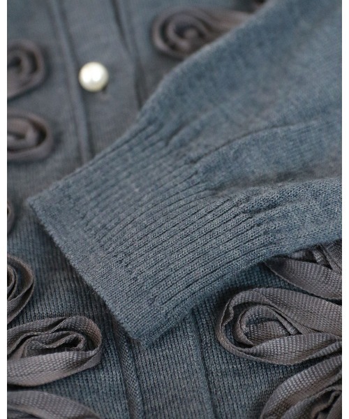 Marilyn Moon（マリリンムーン）の「code embroidery cardigan（カーディガン/ボレロ・レディース・チャコール/レッド/ブラック/オフホワイト・FREE）」の21枚目の写真