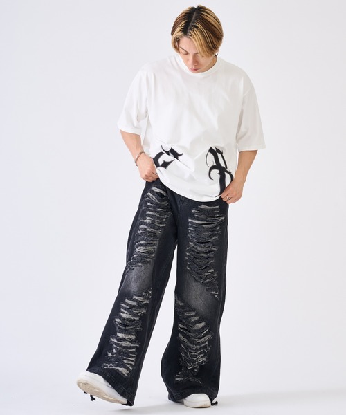 リメイクデニムパンツ　ダメージ加工　デストロイ　ブラック リメイクデニムパンツ デストロイ ダメージ加工 - メルカリ