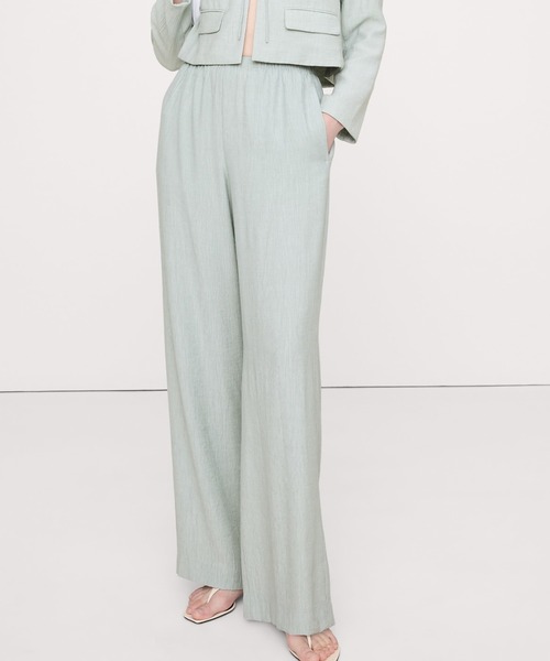 Banana Republic（バナナリパブリック）の「プルオン ワイドレッグ クリンクルパンツ（その他パンツ・メンズ・グリーン/ブラック・XS/S/M/L）」の2枚目の写真