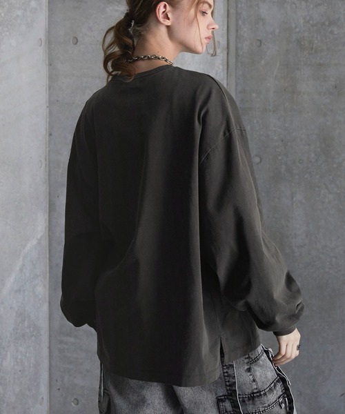 SERACE(セラス)の「【SERACE】Vintage design loose pigment flower embroidery long tee / ヴィンテージデザインルーズピグメントフラワー刺繍ロンT(Tシャツ/カットソー・メンズ・ブラック/ブルー/グレー・S/M/L)」の18枚目の写真