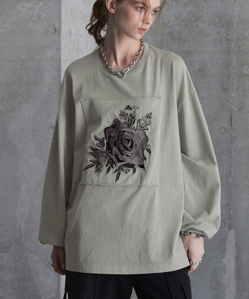SERACE】Vintage design loose pigment flower embroidery long tee