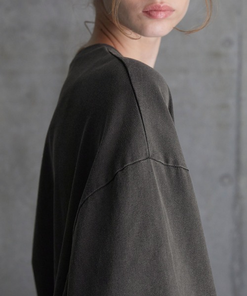 SERACE(セラス)の「【SERACE】Vintage design loose pigment flower embroidery long tee / ヴィンテージデザインルーズピグメントフラワー刺繍ロンT(Tシャツ/カットソー・メンズ・ブラック/ブルー/グレー・S/M/L)」の4枚目の写真