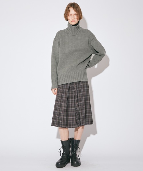 beautiful people(ビューティフルピープル)の「sheer wool check pleated skirt pants(その他パンツ・レディース・ブラウン・38)」の3枚目の写真