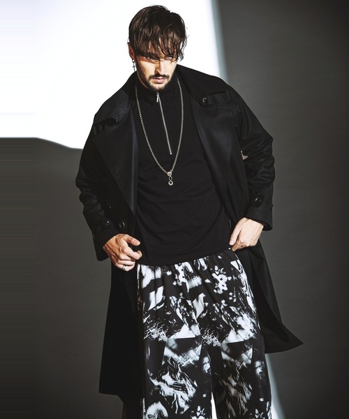 NO ID.(ノーアイディ)の「【NO ID.】Half Zip Big Pullover / ハーフ ジップ ビッグ プルオーバー(ポロシャツ・メンズ・ブラック/グレー/ホワイト・1/2)」の16枚目の写真