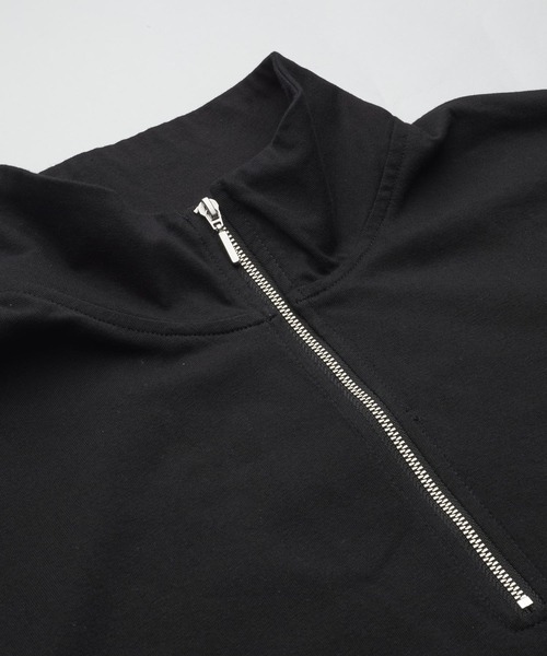 NO ID.(ノーアイディ)の「【NO ID.】Half Zip Big Pullover / ハーフ ジップ ビッグ プルオーバー(ポロシャツ・メンズ・ブラック/グレー/ホワイト・1/2)」の8枚目の写真