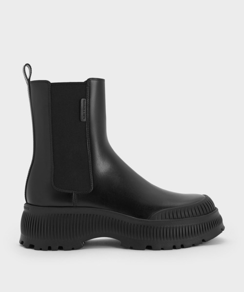 CHARLES & KEITH（チャールズ & キース）の「Darra ダラ リジッドソールチェルシーブーツ（ブーツ・レディース・ブラック/バーガンディー/ベージュ・24.5cm/23.5cm/23cm/22.5cm/26.5cm/25.5cm/25cm）」の17枚目の写真