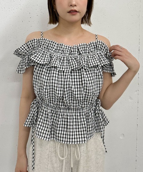 archives（アルシーヴ）の「チェックフリルオフショルブラウス（シャツ/ブラウス・レディース・オフホワイト/ブラック/ベージュ・MEDIUM）」の16枚目の写真