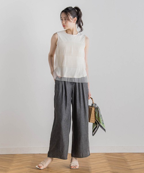 Droite lautreamont（ドロワットロートレアモン）の「バイオシルクパウダー加工ワイドパンツ≪洗濯機で洗える≫（デニムパンツ・レディース・ブラック/ブルー・S/M）」の22枚目の写真