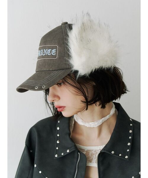 jouetie(ジュエティ)の「フラップファーハトメキャップ(キャップ・レディース・ブラック/カーキ/ブラウン・FREE)」の11枚目の写真