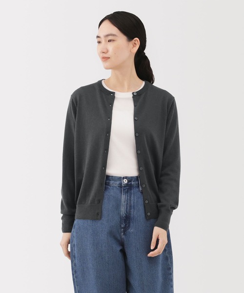 無印良品(ムジルシリョウヒン)の「婦人 洗えるウールハイゲージクルーネックカーディガン(カーディガン/ボレロ・レディース・ダークオレンジ/グレー/ブルー系/オートミール/ダークグレー/ブラック・XL/L/M/S/XS/XXL)」の3枚目の写真