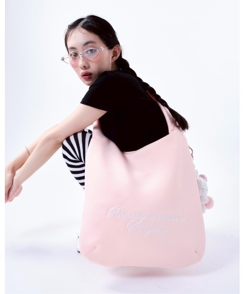 Soft embroidery shoulder bag/ソフトタッチ刺繍ショルダー