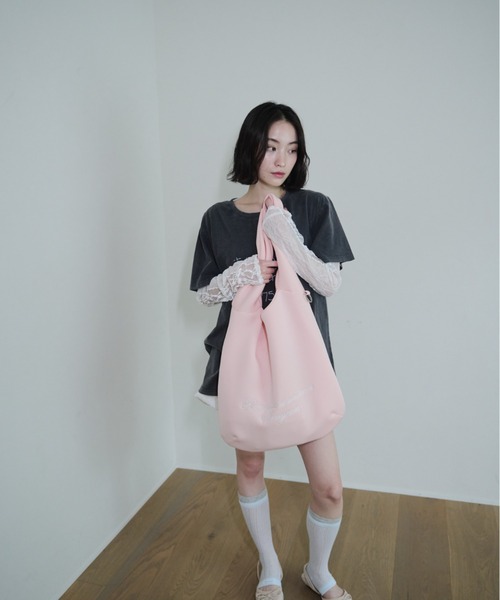 Soft embroidery shoulder bag/ソフトタッチ刺繍ショルダーバッグ