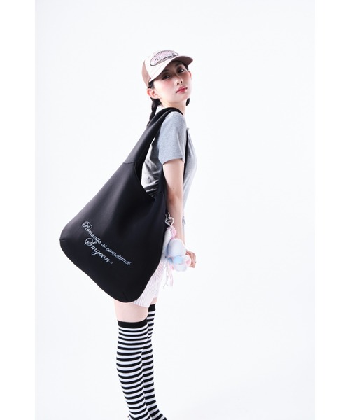 smyeon ソフトタッチ刺繍ショルダーバッグ Smyeon ショルダーバッグ バッグ Soft embroidery shoulder bag/ソフト