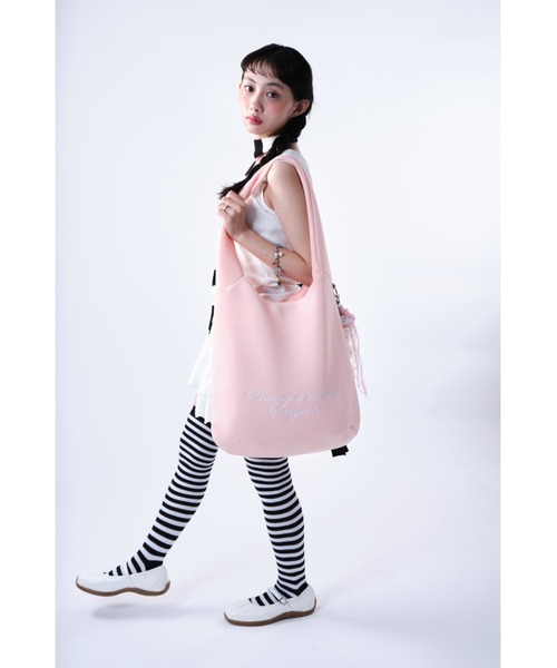 Smyeon(スミョン)の「Soft embroidery shoulder bag/ソフトタッチ刺繍ショルダーバッグ(ショルダーバッグ・レディース・ピンク/ライトブルー/ブラック/パープル・FREE)」の11枚目の写真