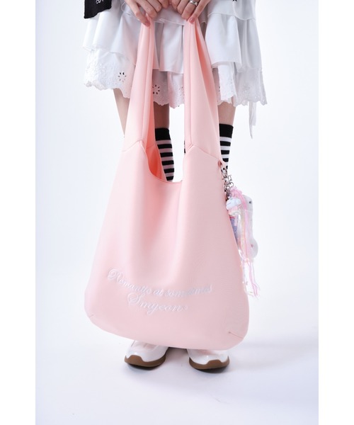 Smyeon(スミョン)の「Soft embroidery shoulder bag/ソフトタッチ刺繍ショルダーバッグ(ショルダーバッグ・レディース・ピンク/ライトブルー/ブラック/パープル・FREE)」の15枚目の写真