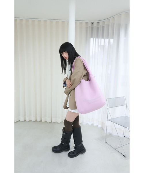 Soft embroidery shoulder bag/ソフトタッチ刺繍ショルダーバッグ