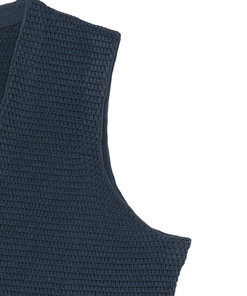 BRICK HOUSE by TOKYO SHIRT（ブリックハウス）の「ニット メッシュジレ（ベスト・メンズ・ネイビー・M/L/LL/XL）」の4枚目の写真