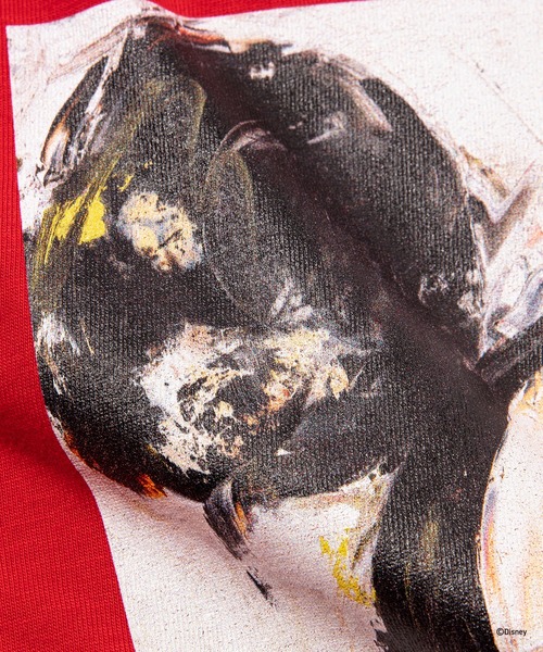 Disney（ディズニー）の「MICKEY MOUSE / CROPPED T-SHIRT A（Tシャツ/カットソー・レディース・レッド・S/M）」の2枚目の写真