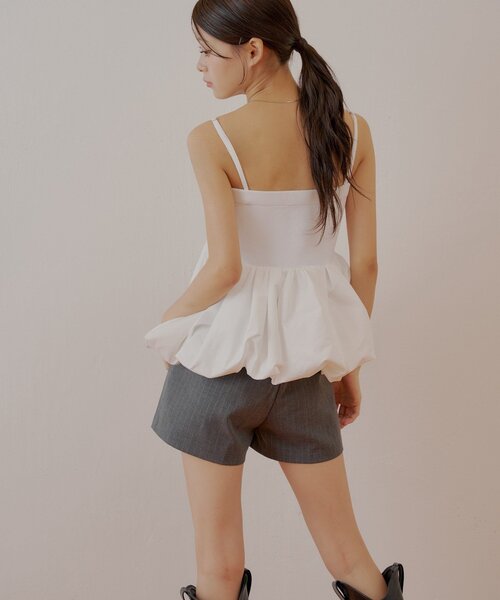 Chico(チコ)の「バックネームショートパンツ(その他パンツ・レディース・グレー系その他2/ブラック/グレー・FREE)」の7枚目の写真