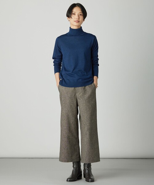 J.PRESS(ジェイプレス)の「ラメツイード クロップド パンツ(その他パンツ・レディース・ベージュ系/ブラウン系/グレー系・13/11/9/7)」の16枚目の写真