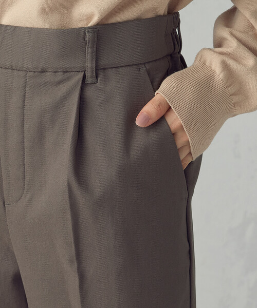 COMME CA ISM（コムサイズム）の「【美しいベーシックパンツ】裏起毛 カルゼ テーパードパンツ（その他パンツ・レディース・ダークブラウン/ブラック/ベージュ/グレイッシュベージュ・XX-LARGE/X-LARGE/LARGE/MEDIUM/SMALL/X-SMALL/XX-SMALL）」の6枚目の写真