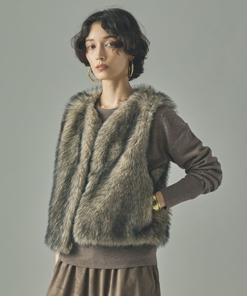 Curensology（カレンソロジー）の「Curensology(カレンソロジー)/ショートファーベスト（ベスト・レディース・グレー/クリーム・FREE）」の2枚目の写真