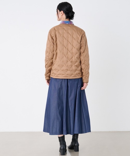 Arnold Palmer（アーノルドパーマー）の「シームレス シェア インナーダウンジャケット（ダウンジャケット/コート・レディース・ダークベージュ/オフホワイト/ブラック・LL/L/M/S/XS）」の22枚目の写真