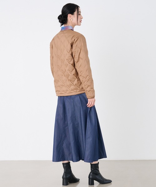 Arnold Palmer（アーノルドパーマー）の「シームレス シェア インナーダウンジャケット（ダウンジャケット/コート・レディース・ダークベージュ/オフホワイト/ブラック・LL/L/M/S/XS）」の16枚目の写真