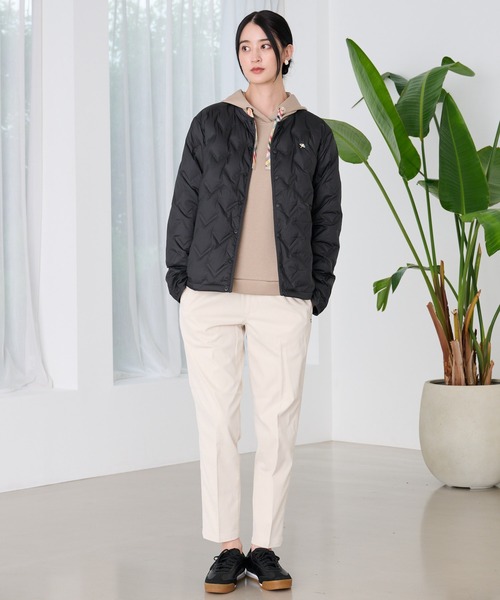 Arnold Palmer（アーノルドパーマー）の「シームレス シェア インナーダウンジャケット（ダウンジャケット/コート・レディース・ダークベージュ/オフホワイト/ブラック・LL/L/M/S/XS）」の12枚目の写真