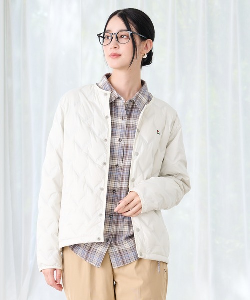 Arnold Palmer（アーノルドパーマー）の「シームレス シェア インナーダウンジャケット（ダウンジャケット/コート・レディース・ダークベージュ/オフホワイト/ブラック・LL/L/M/S/XS）」の5枚目の写真