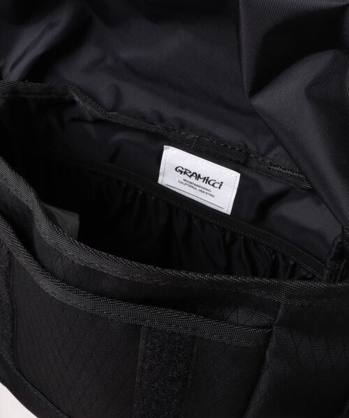 Gramicci（グラミチ）の「《GRAMICCI》MULTI SIDE BAG（ショルダーバッグ・メンズ・ブラック・FREE）」の8枚目の写真