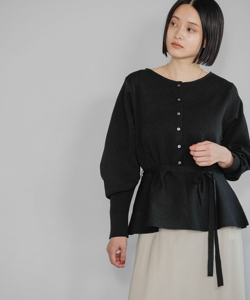 A part by（アパートバイ）の「【WEB限定】2WAYペプラムニットカーディガン（カーディガン/ボレロ・レディース・ブラウン系その他2/ブラック/アイボリー/チャコールグレー/ブルー系その他2/グレー系その他4・FREE）」の3枚目の写真