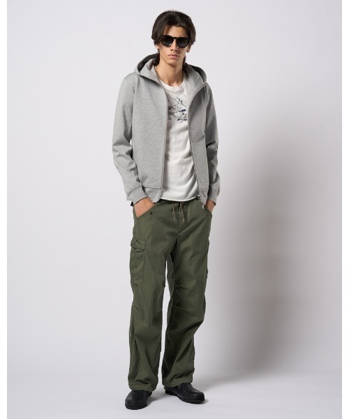 wjk（ダヴルジェイケイ）の「high neck zip-up parka（パーカー・メンズ・トップグレー/ブラック/ライトベージュ・SMALL/MEDIUM/LARGE/X-LARGE）」の20枚目の写真