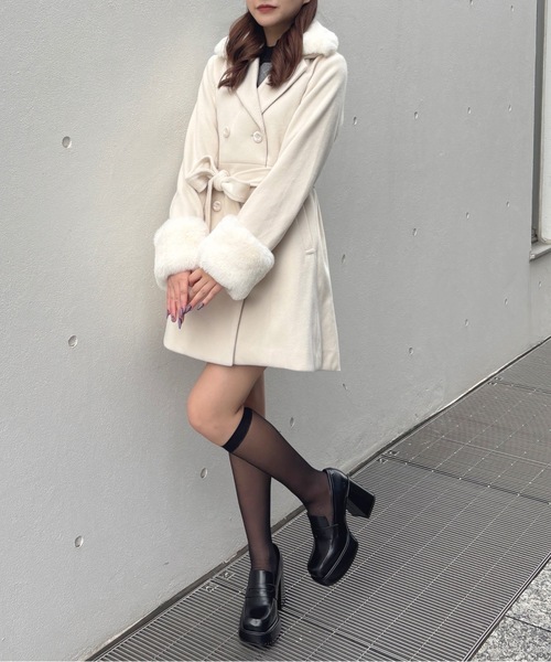 one way（ワンウェイ）の「フレアダブルコート（ダウンジャケット/コート・レディース・アイボリー/チャコールグレー/ベージュ/ブラウン・FREE）」の17枚目の写真