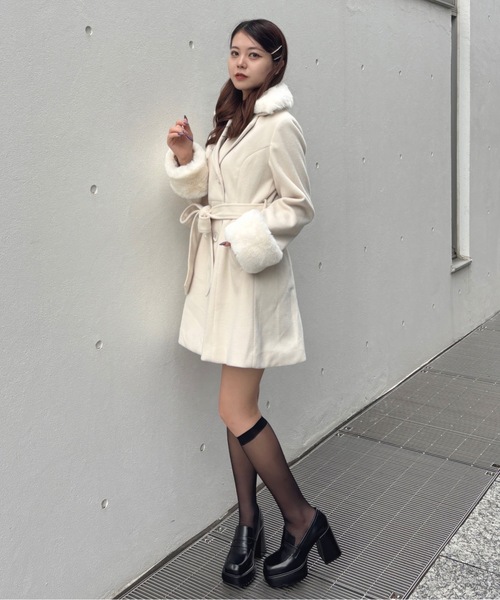 one way（ワンウェイ）の「フレアダブルコート（ダウンジャケット/コート・レディース・アイボリー/チャコールグレー/ベージュ/ブラウン・FREE）」の11枚目の写真