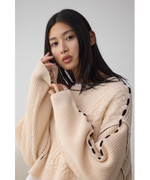 AZUL by moussy(アズールバイマウジー)の「ステッチデザインケーブルニット(ニット/セーター・レディース・アイボリー/ブラック/杢グレー/ダークブルー・SMALL/MEDIUM)」の5枚目の写真