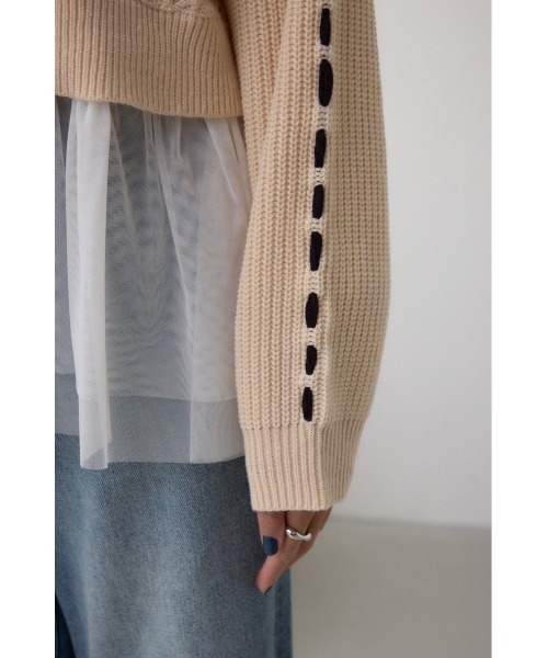 AZUL by moussy(アズールバイマウジー)の「ステッチデザインケーブルニット(ニット/セーター・レディース・アイボリー/ブラック/杢グレー/ダークブルー・SMALL/MEDIUM)」の13枚目の写真