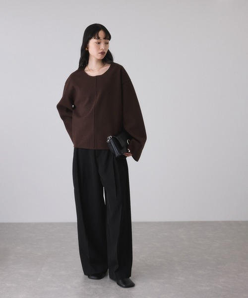 ADAM ET ROPE'(アダムエロペ)の「【サステナブル】Airneeプルオーバー(Tシャツ/カットソー・レディース・ベージュ/ダークブラウン・FREE)」の3枚目の写真