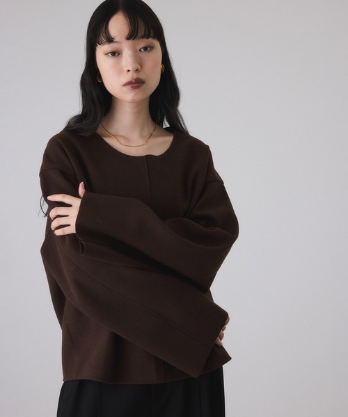 ADAM ET ROPE'(アダムエロペ)の「【サステナブル】Airneeプルオーバー(Tシャツ/カットソー・レディース・ベージュ/ダークブラウン・FREE)」の12枚目の写真