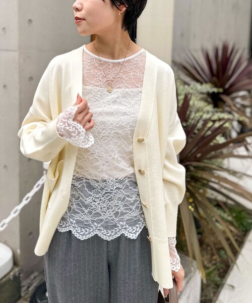 NOLLEY’S Sophi(ノーリーズソフィ)の「ウォッシャブルラッセルレースTブラウス(シャツ/ブラウス・レディース・ホワイト/ブラック・38)」の6枚目の写真