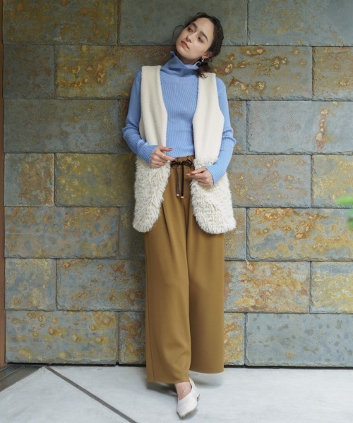 Bou Jeloud（ブージュルード）の「ボア×ファーニットベスト（ベスト・レディース・グレー/ベージュ・FREE）」の5枚目の写真